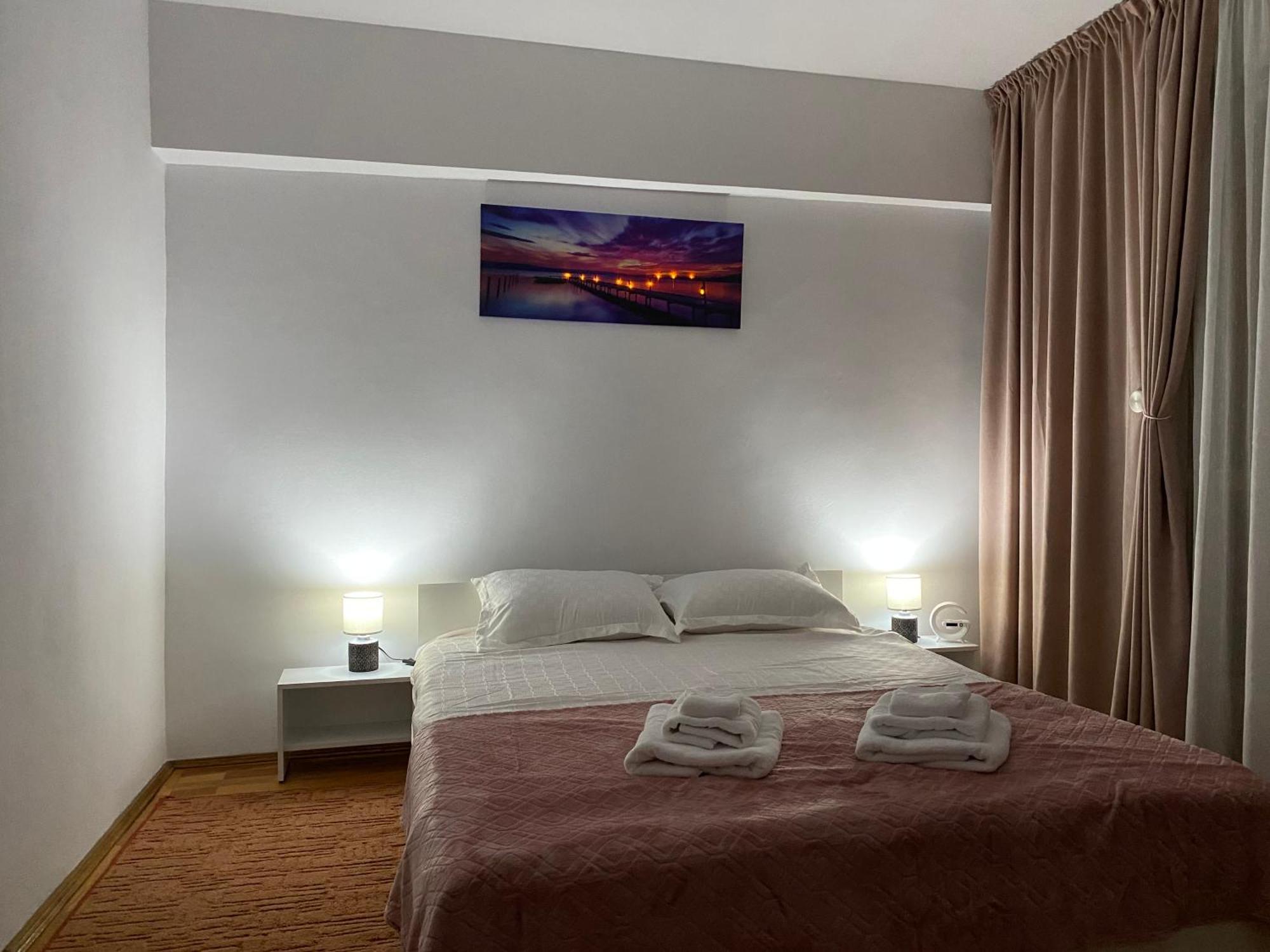 Central Relaxation Apartment Bukarest Eksteriør billede