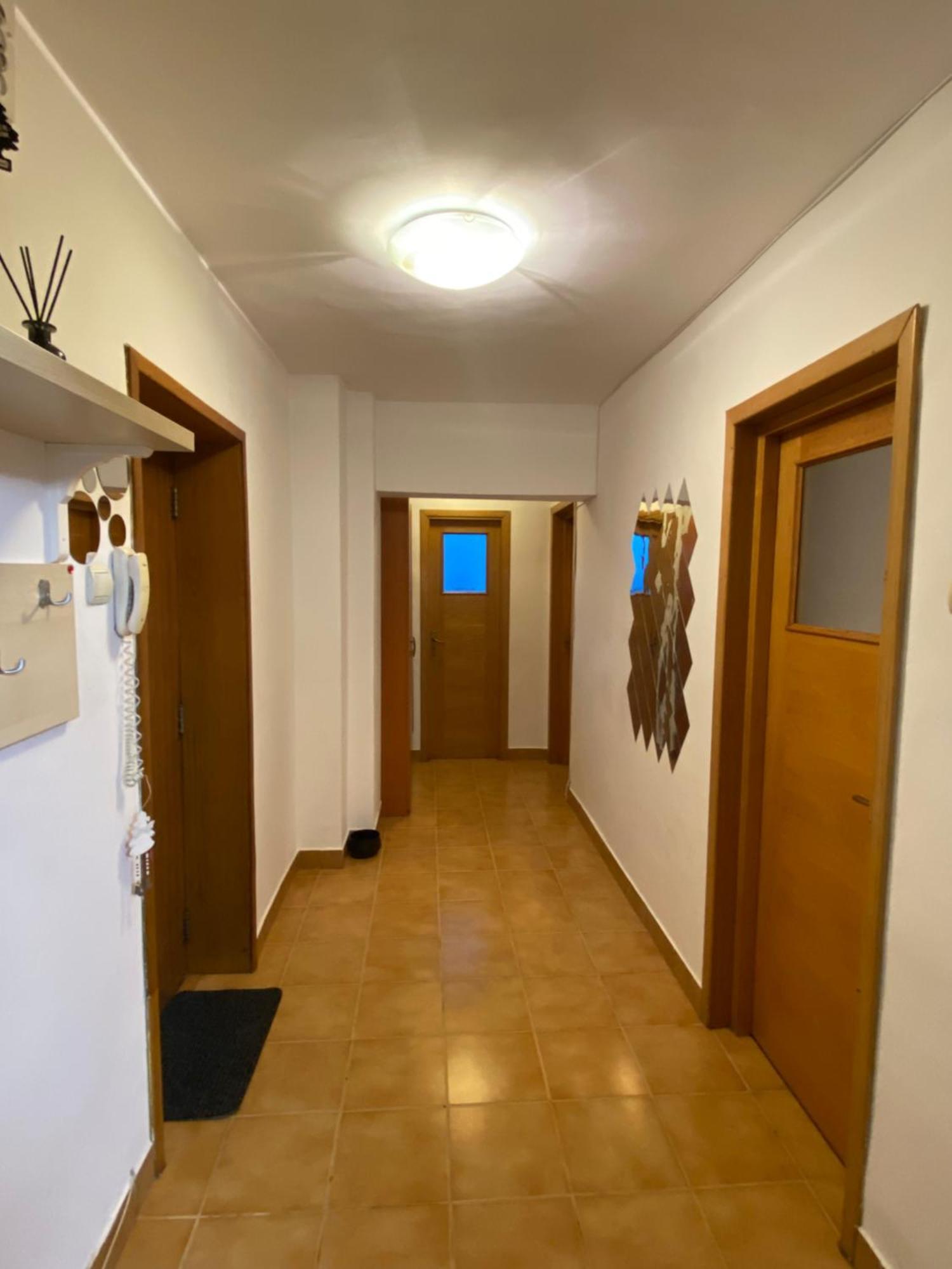 Central Relaxation Apartment Bukarest Eksteriør billede