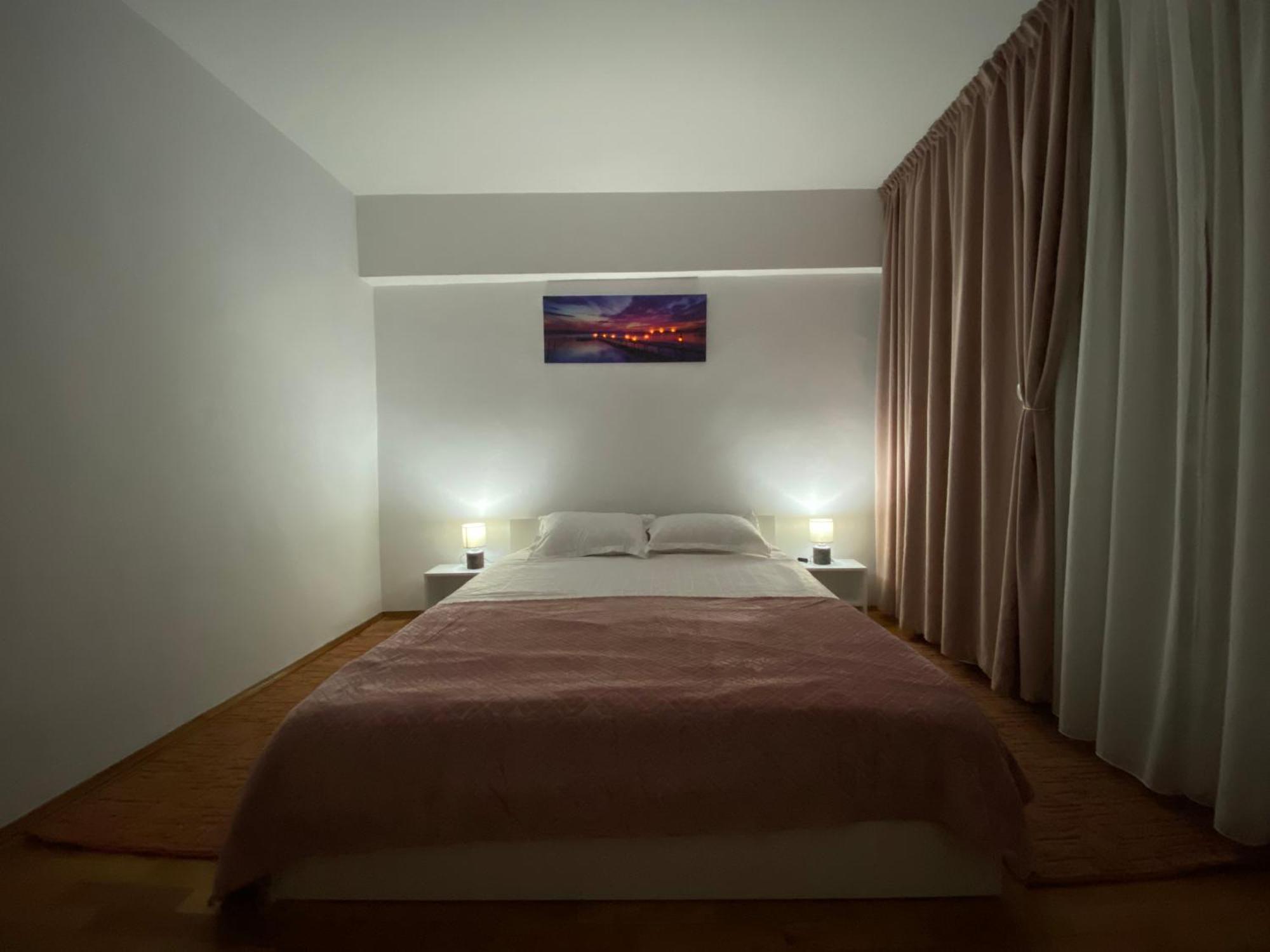 Central Relaxation Apartment Bukarest Eksteriør billede
