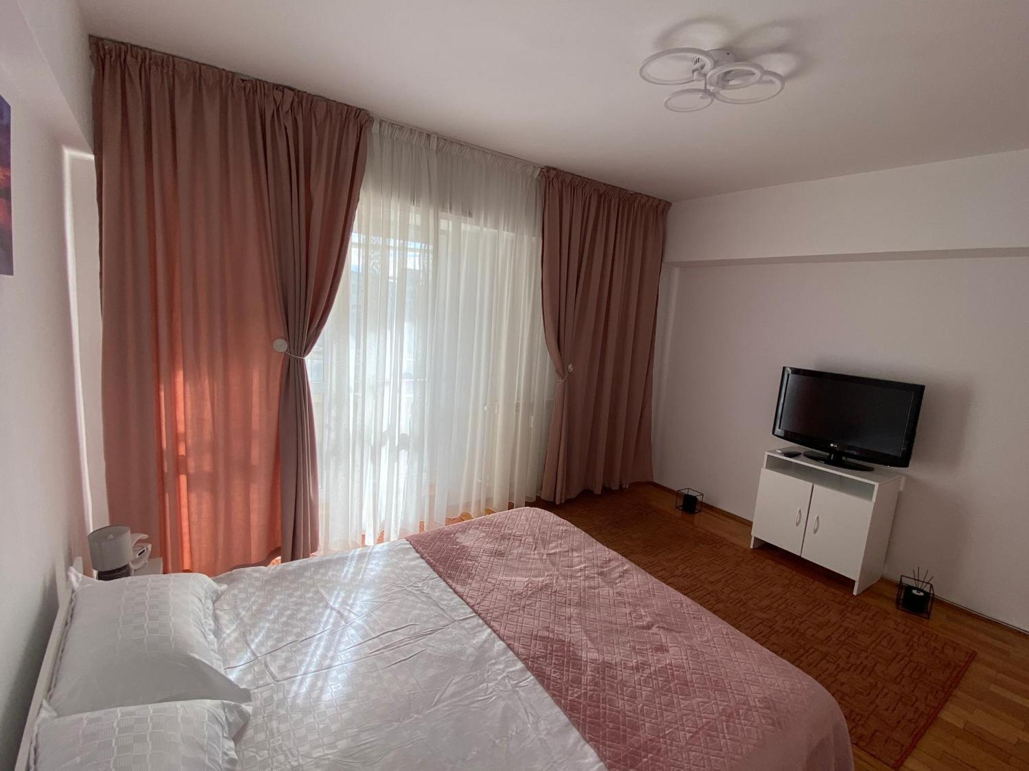Central Relaxation Apartment Bukarest Eksteriør billede
